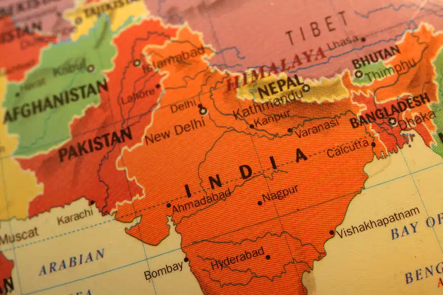 India and China Sign Landmark Trade Deals India and China Sign Landmark Trade Deals